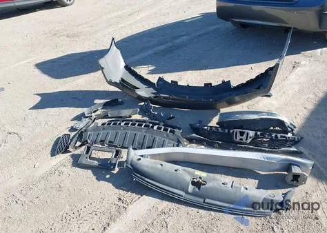 2011 Honda Civic Lx z USA, uszkodzony, nr VIN 2HGFA1F56BH305681